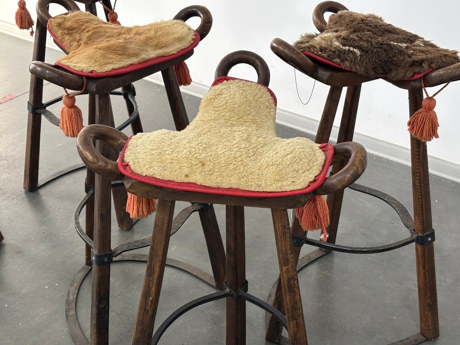 Tabourets Brutalistes vintage de Marbella attribués à Sergio Rodrigues, années 1970, ensemble de 6.