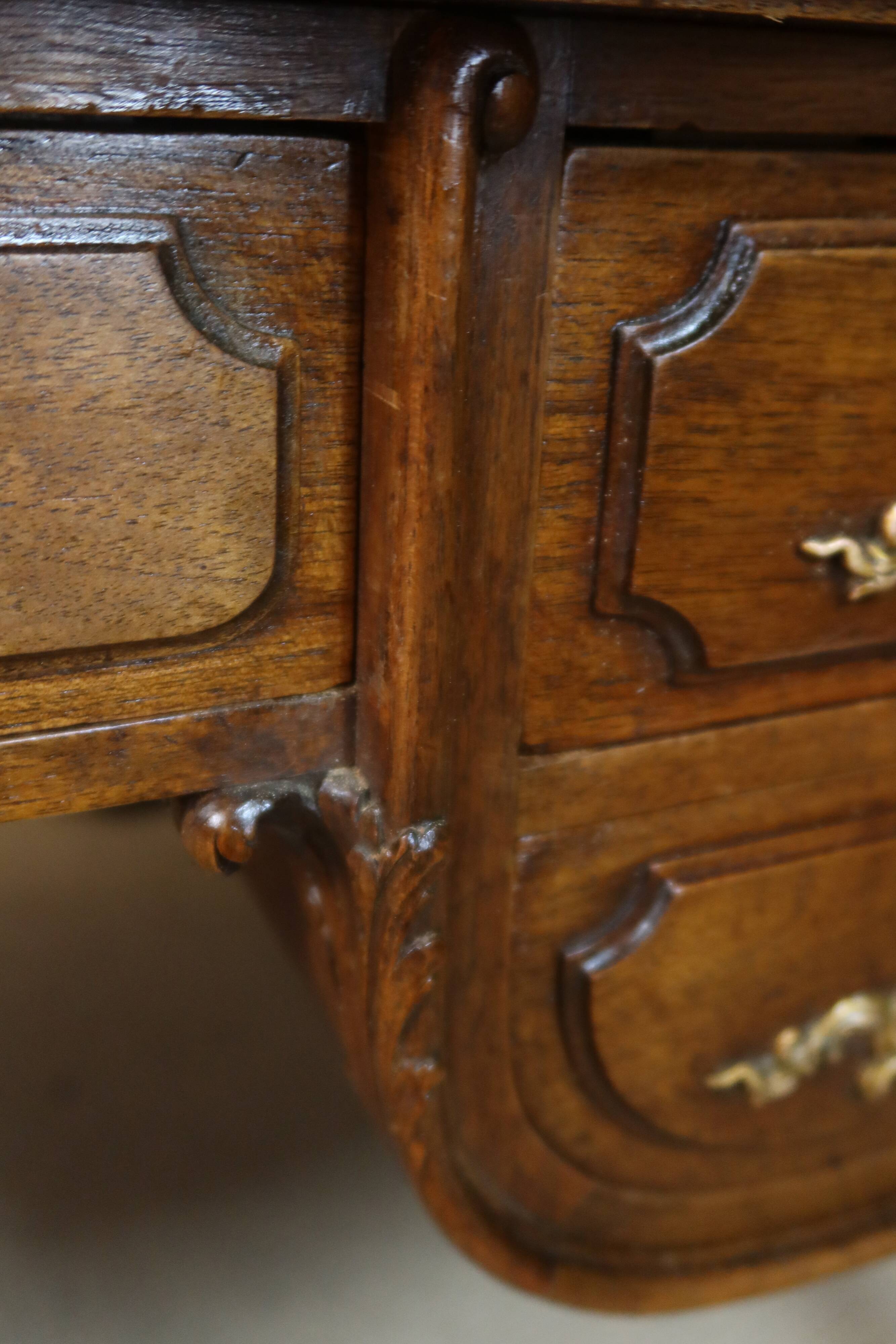 Louis XV desk