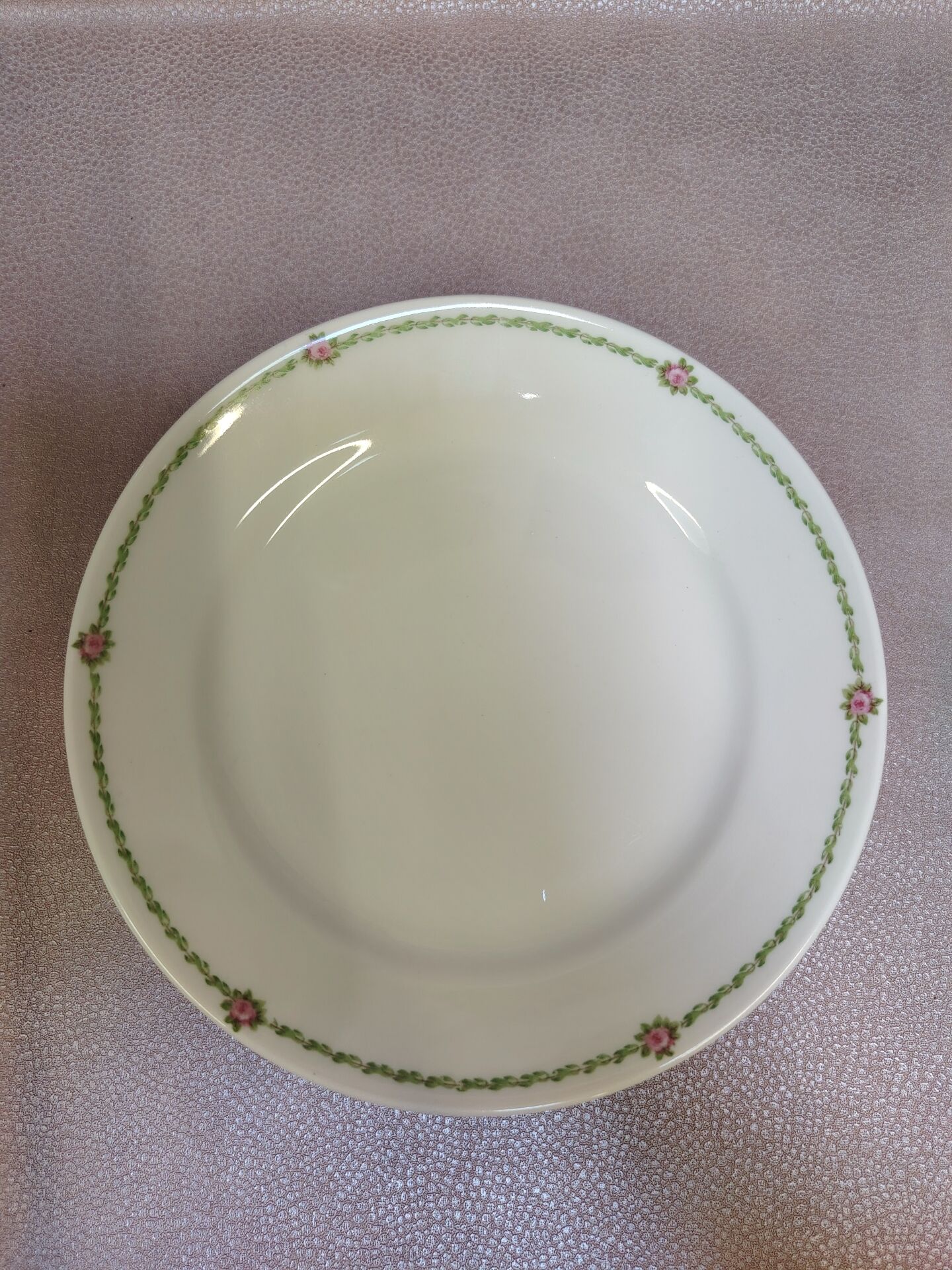 Set of 8 floral decorated porcelain dessert plates GDA Limoges