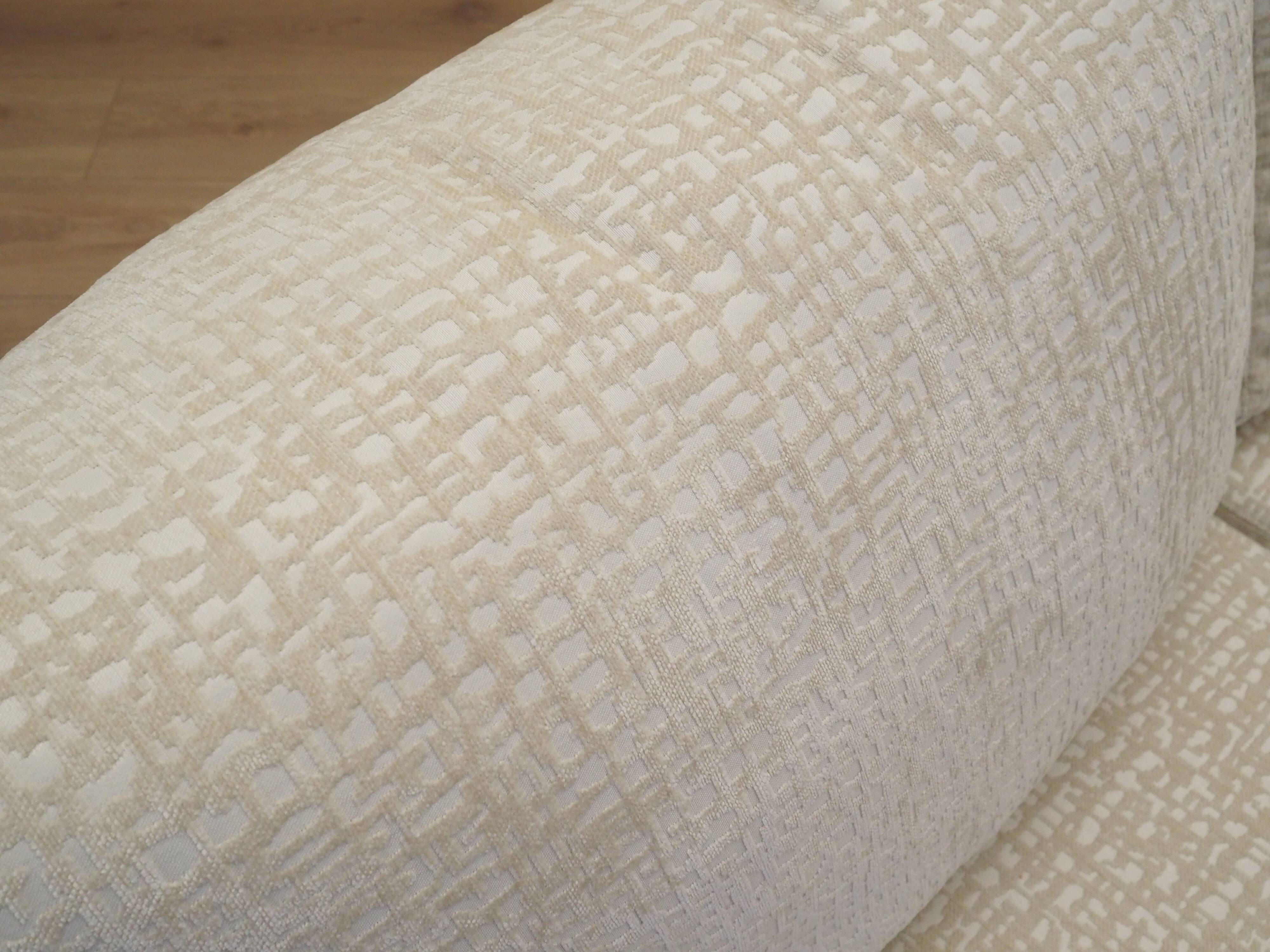 White sofa, Italian design, 1970s, manufacturer: Busnelli, designer: Arrigo