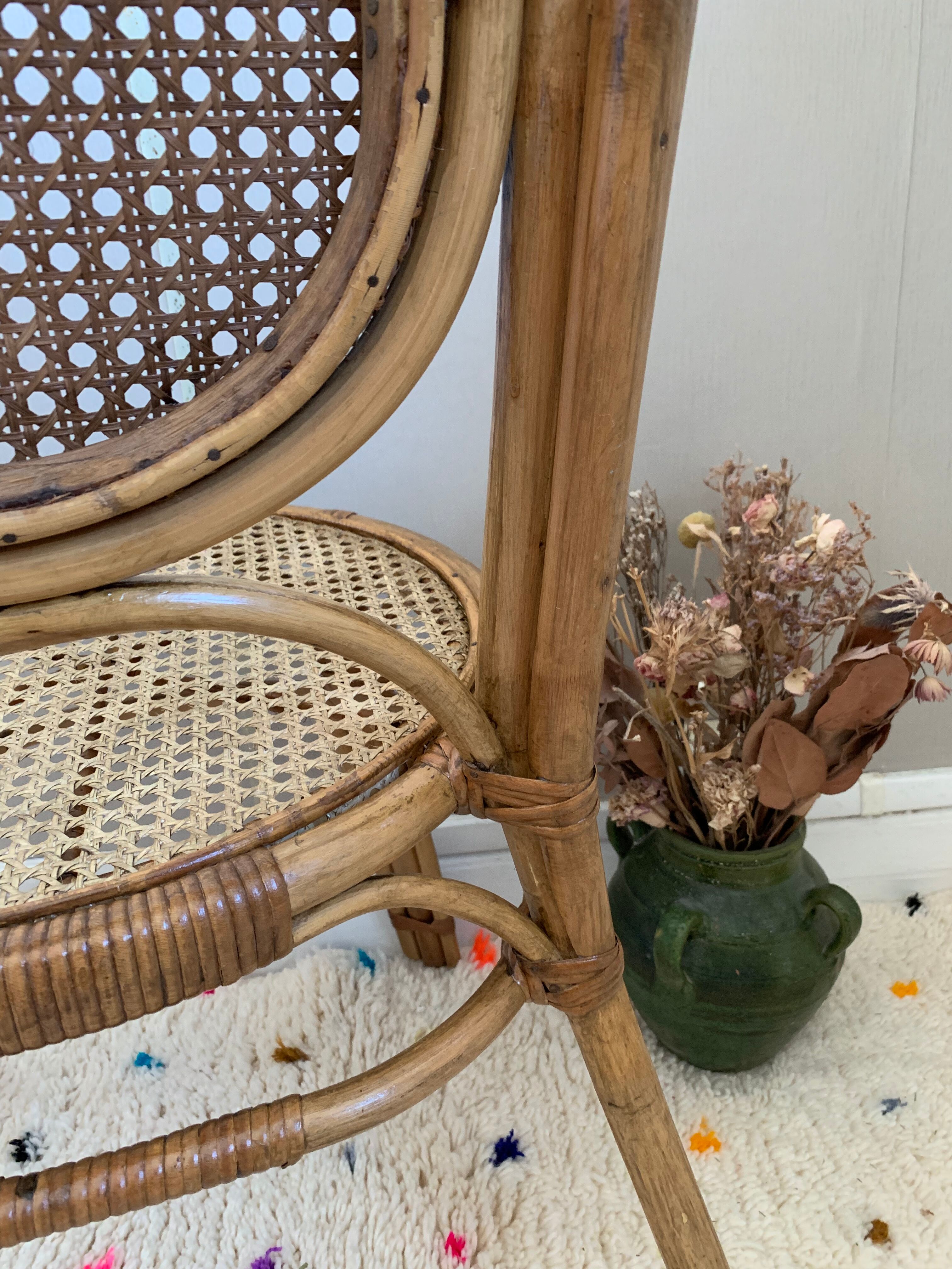 Vintage lounge chair