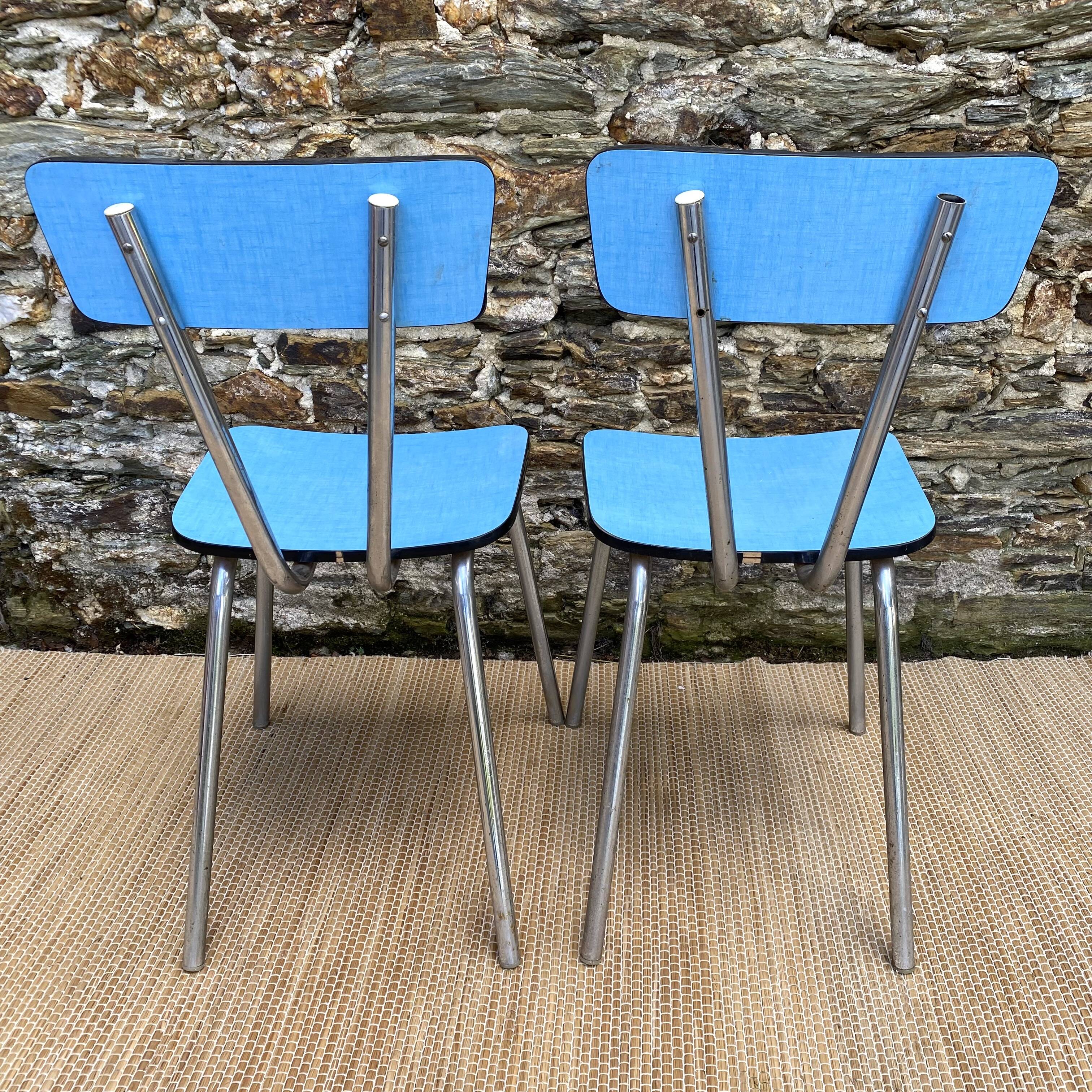 Extendable blue formica table and 2 chairs, 1960s