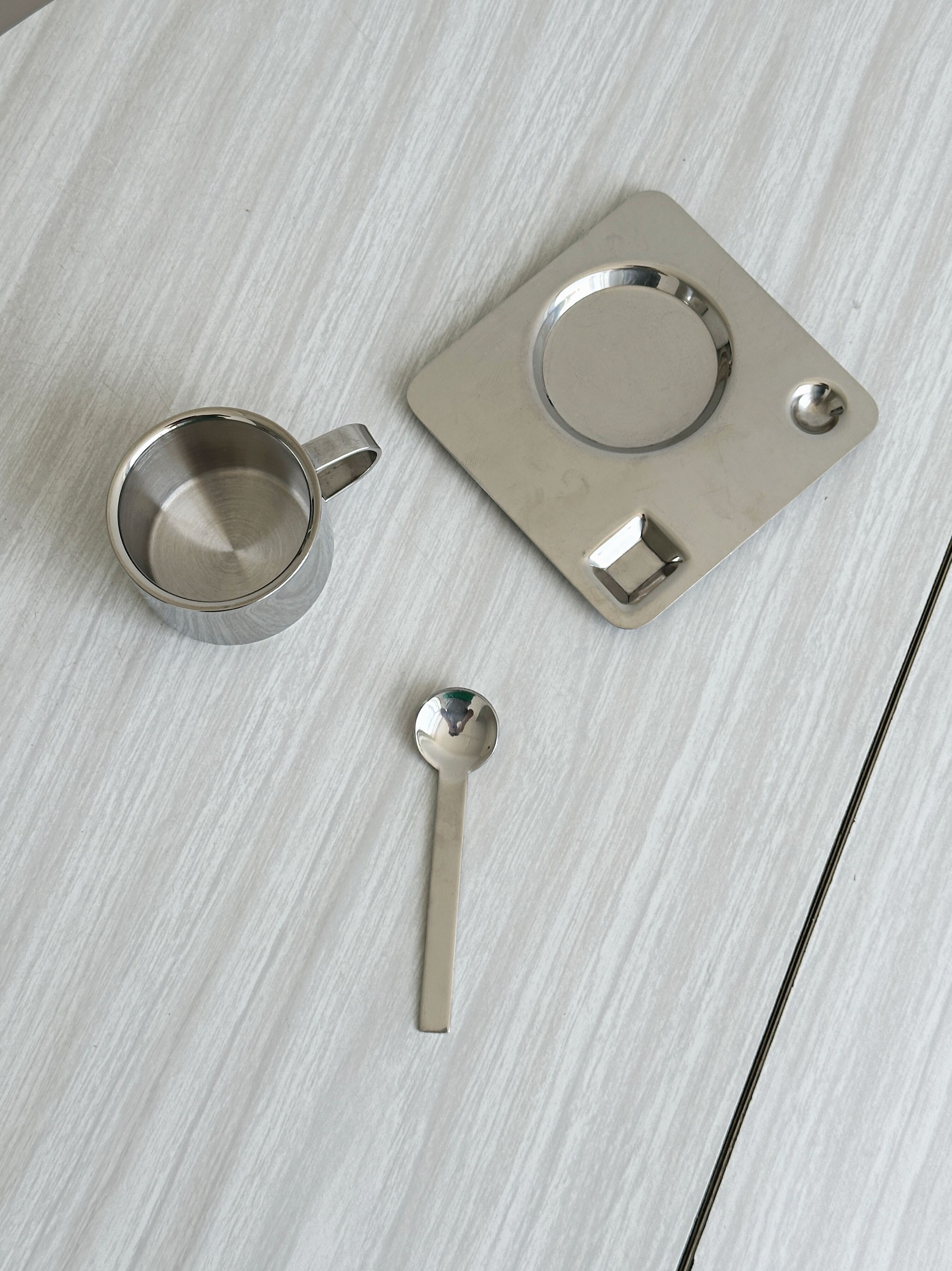 Tasse à expresso en inox brillant