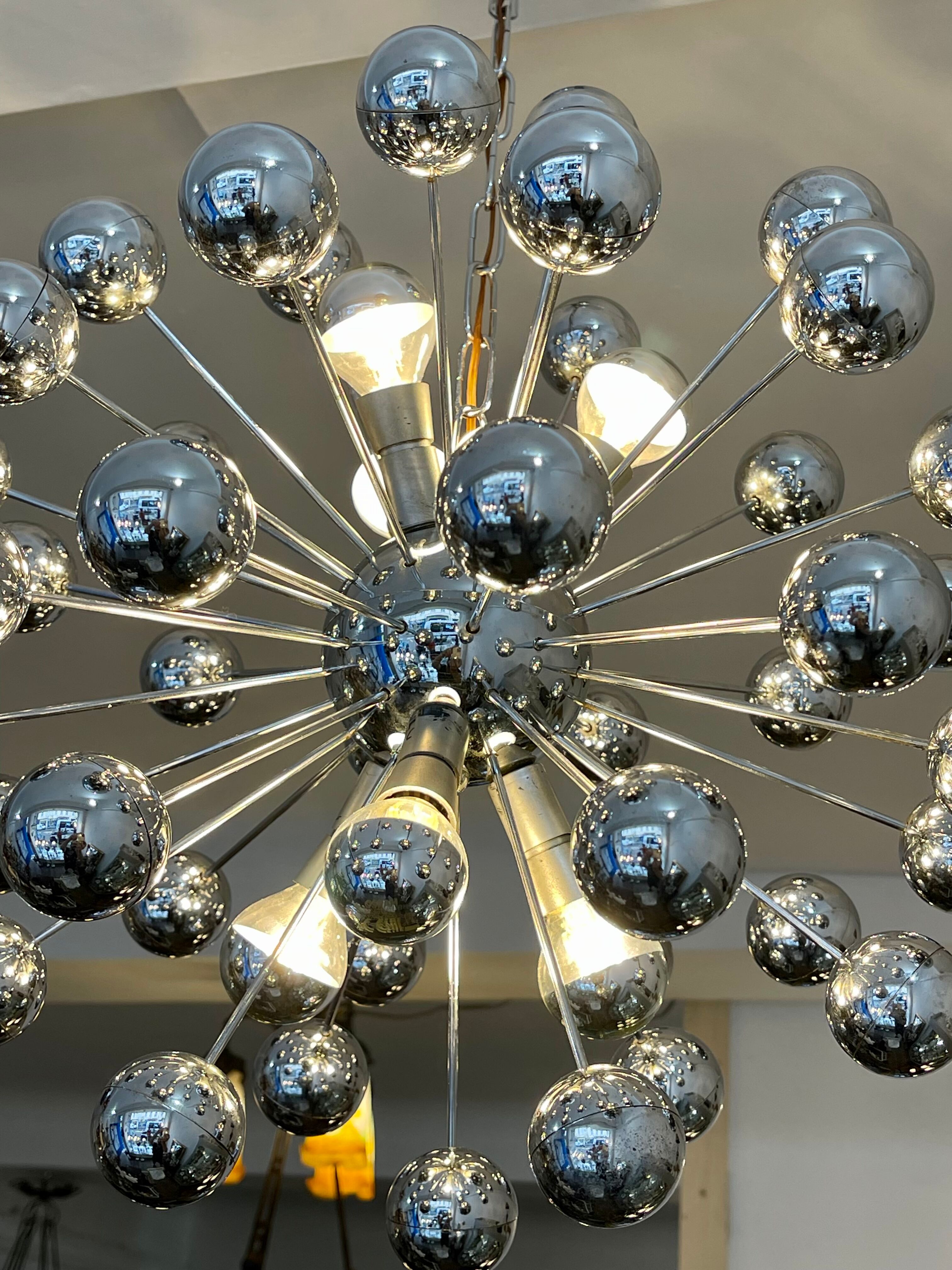 Sputnik chandelier 70