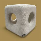 Cube lamp by Albert Tormos in limestone from the 60s 70s.