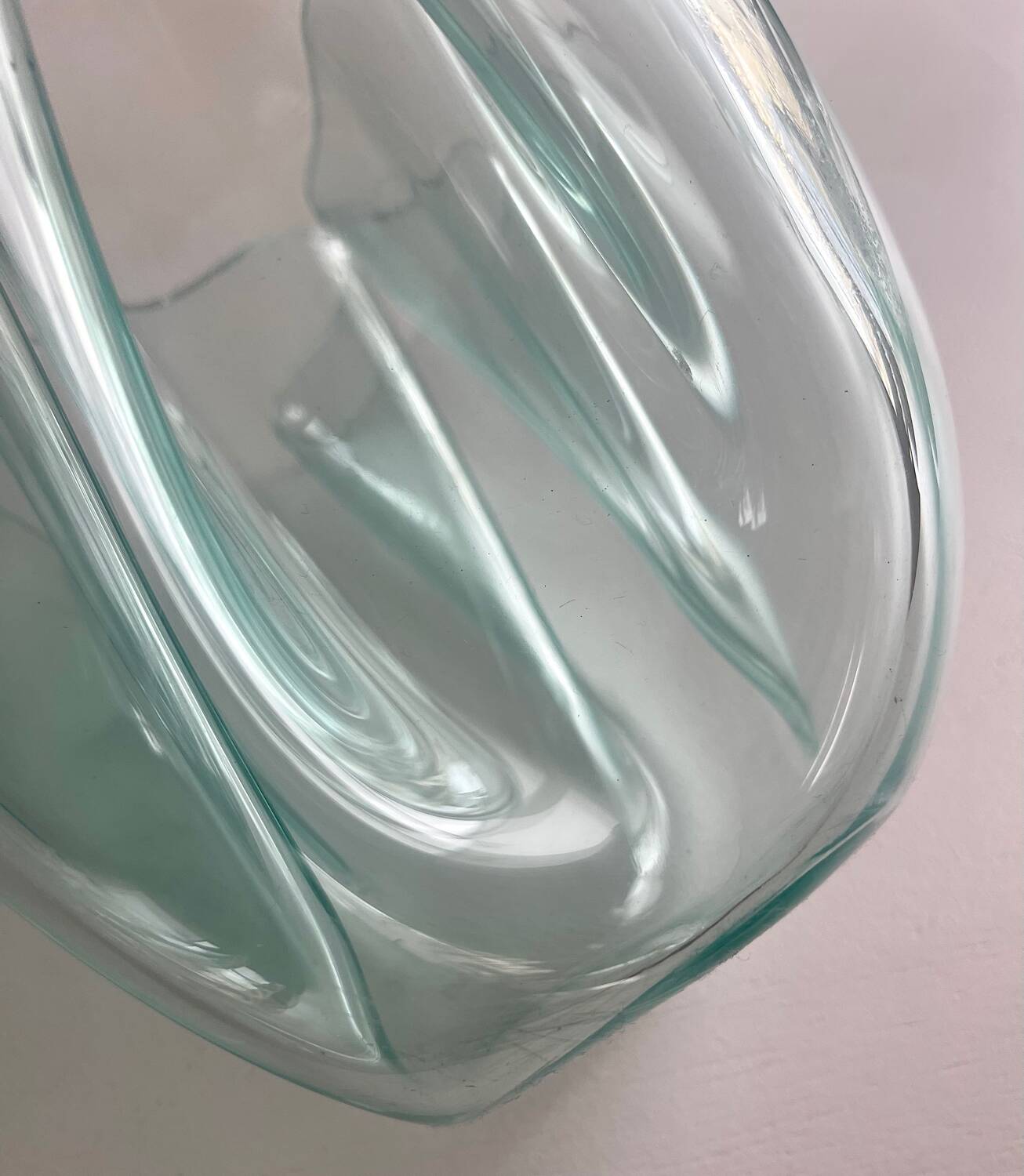 Plexi handkerchief vase 1980