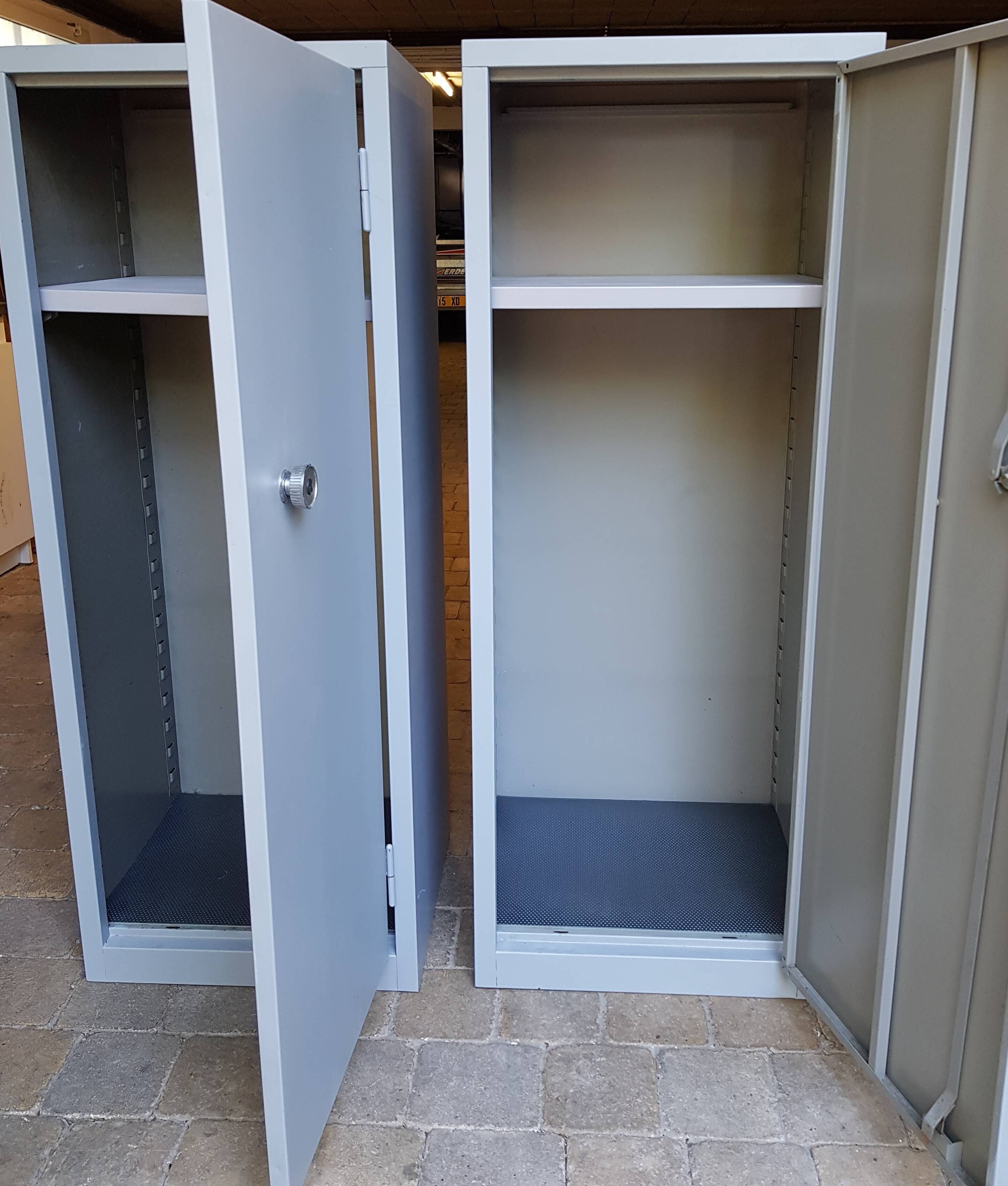 Set of 2 metal dressers