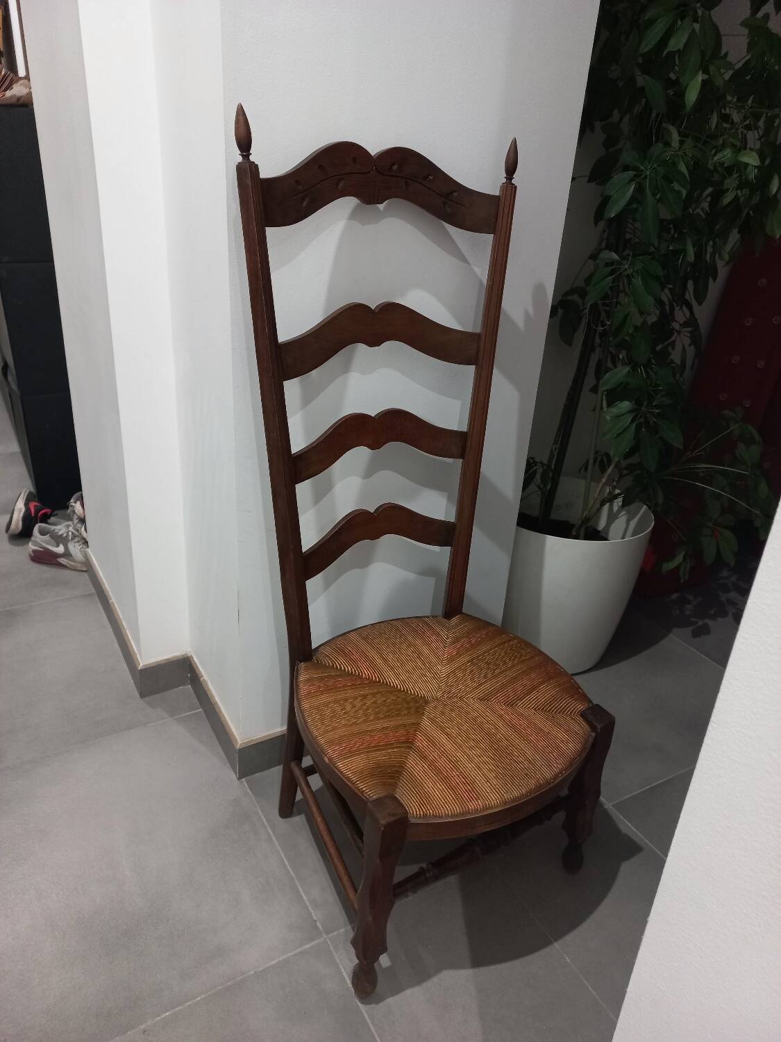 Low chair