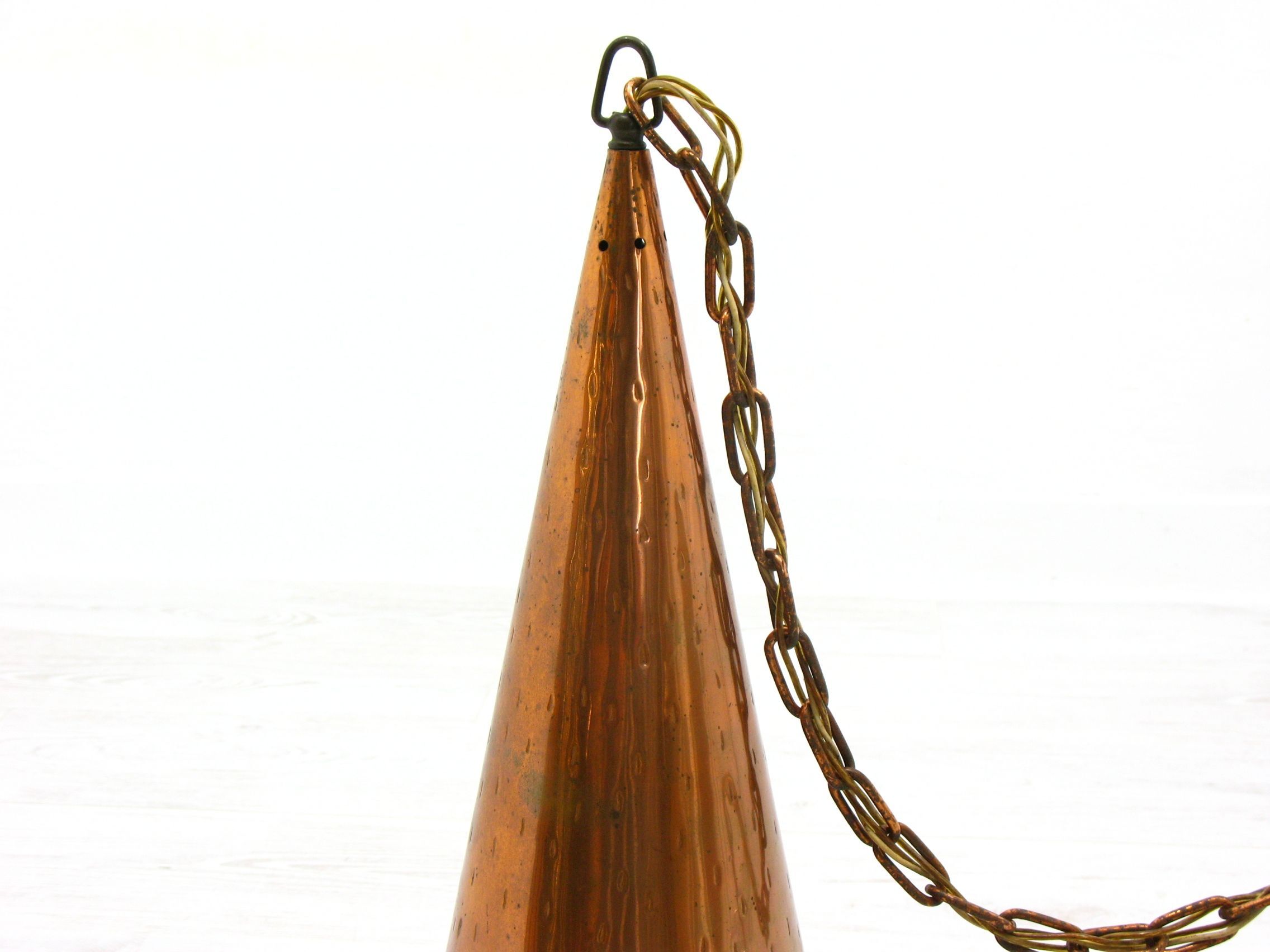 Suspension cône en cuivre du Danemark, années 1970
