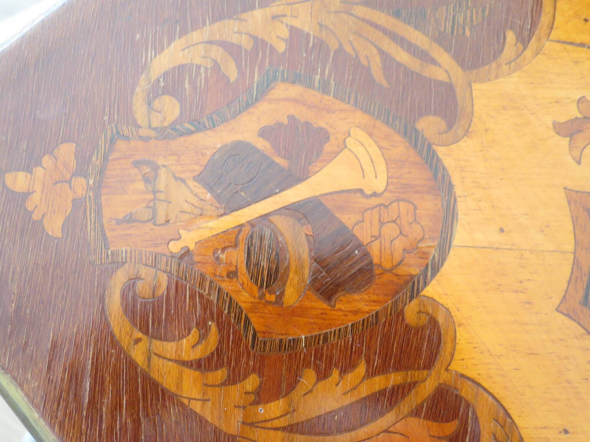 Rare - portfolio game table in marquetry and decorative bronze - Louis XVI style - Early 1900
