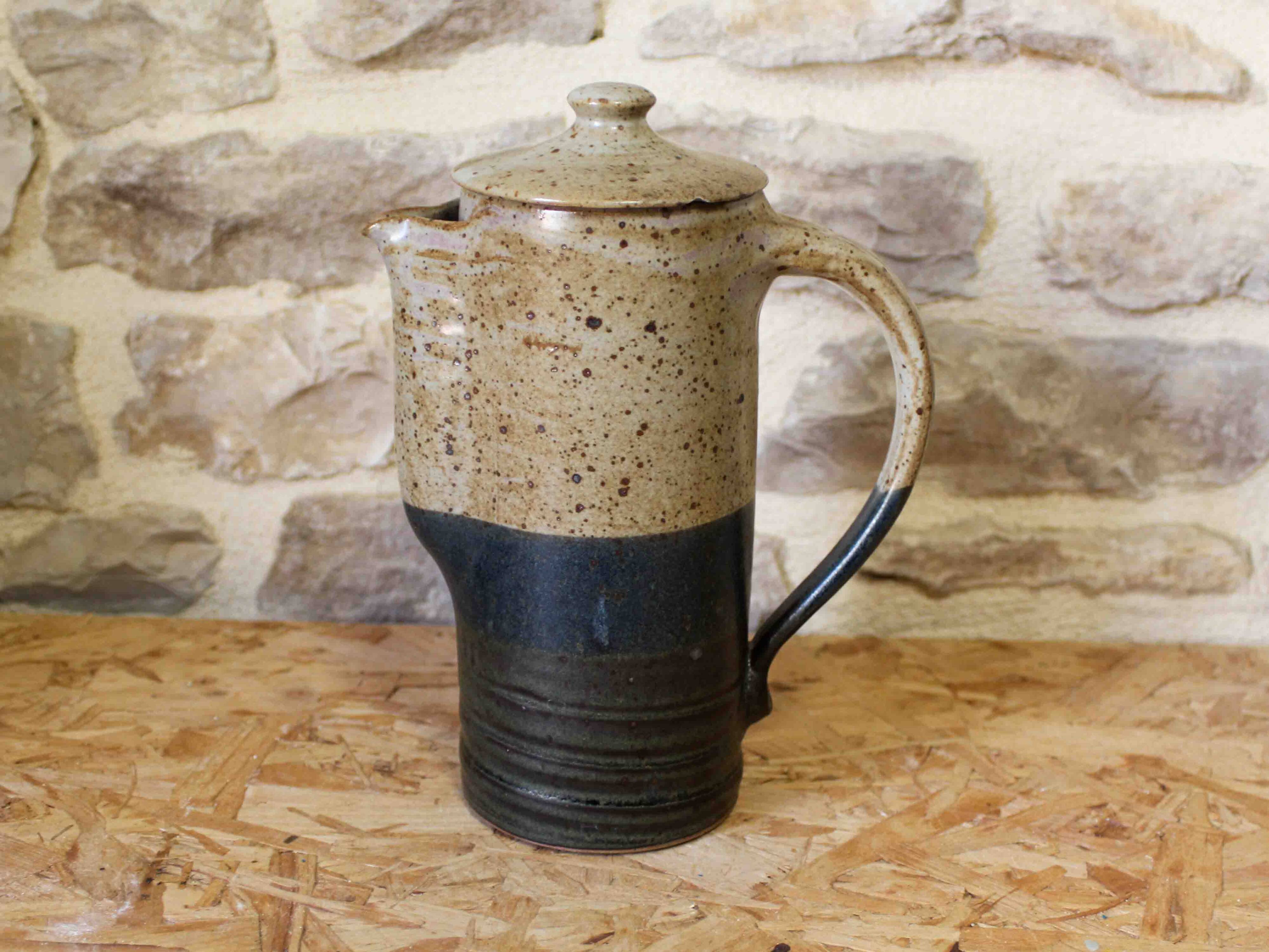 Ceramic teapot glazed by Gérald Pott