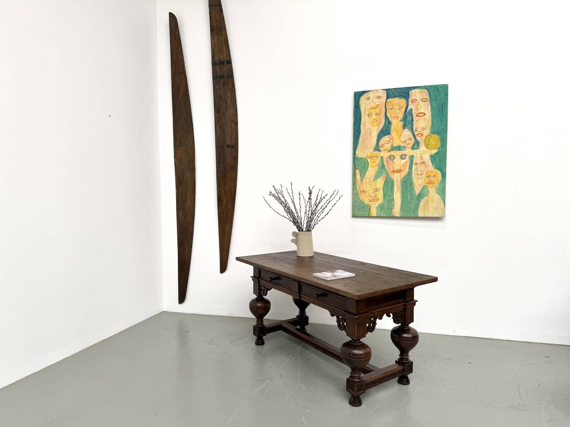 Neo-Renaissance desk in solid oak, circa 1900