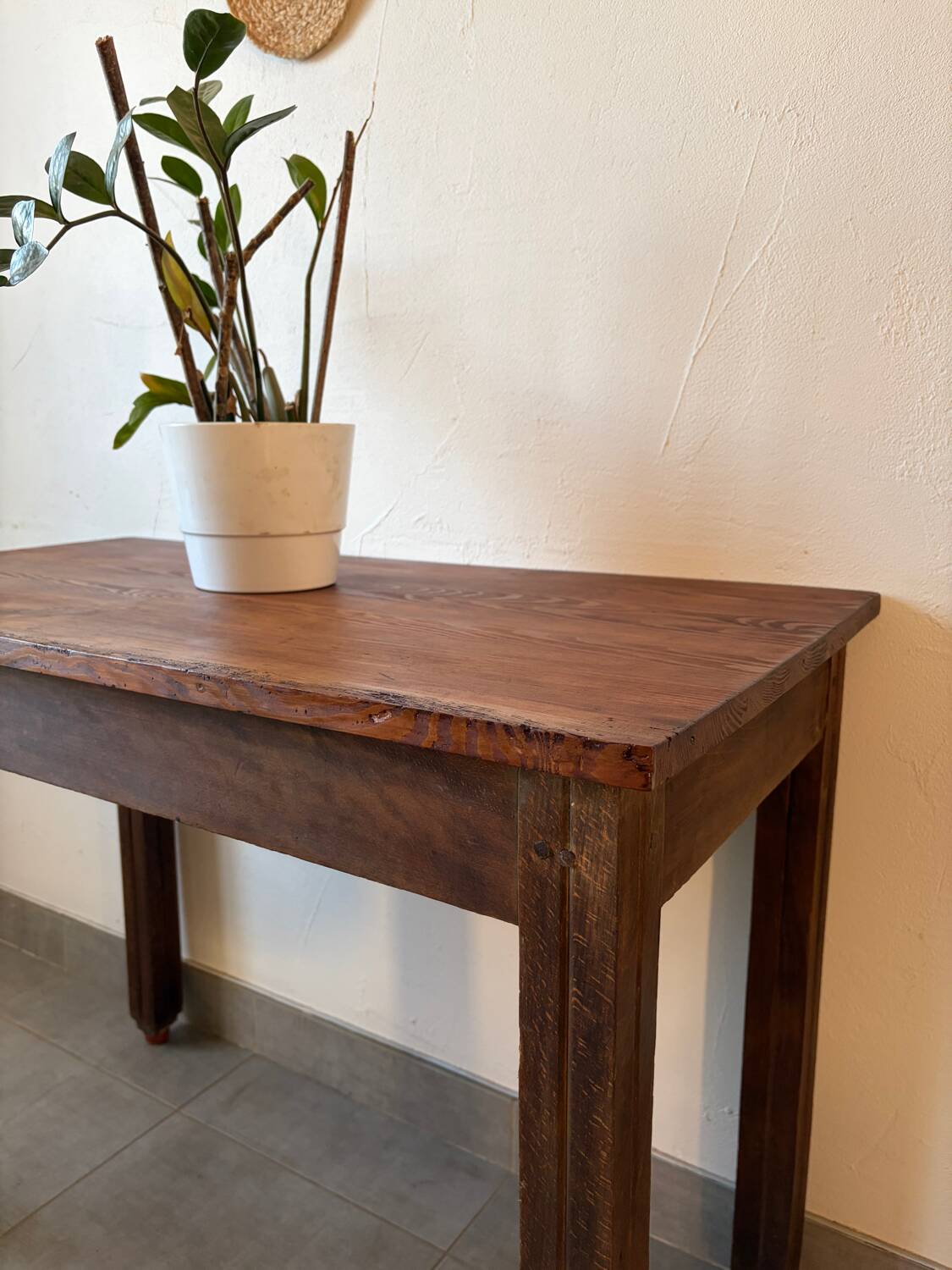Charming vintage farmhouse table (small size)