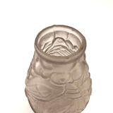 Art Deco vase in pink pressed glass with bird decoration