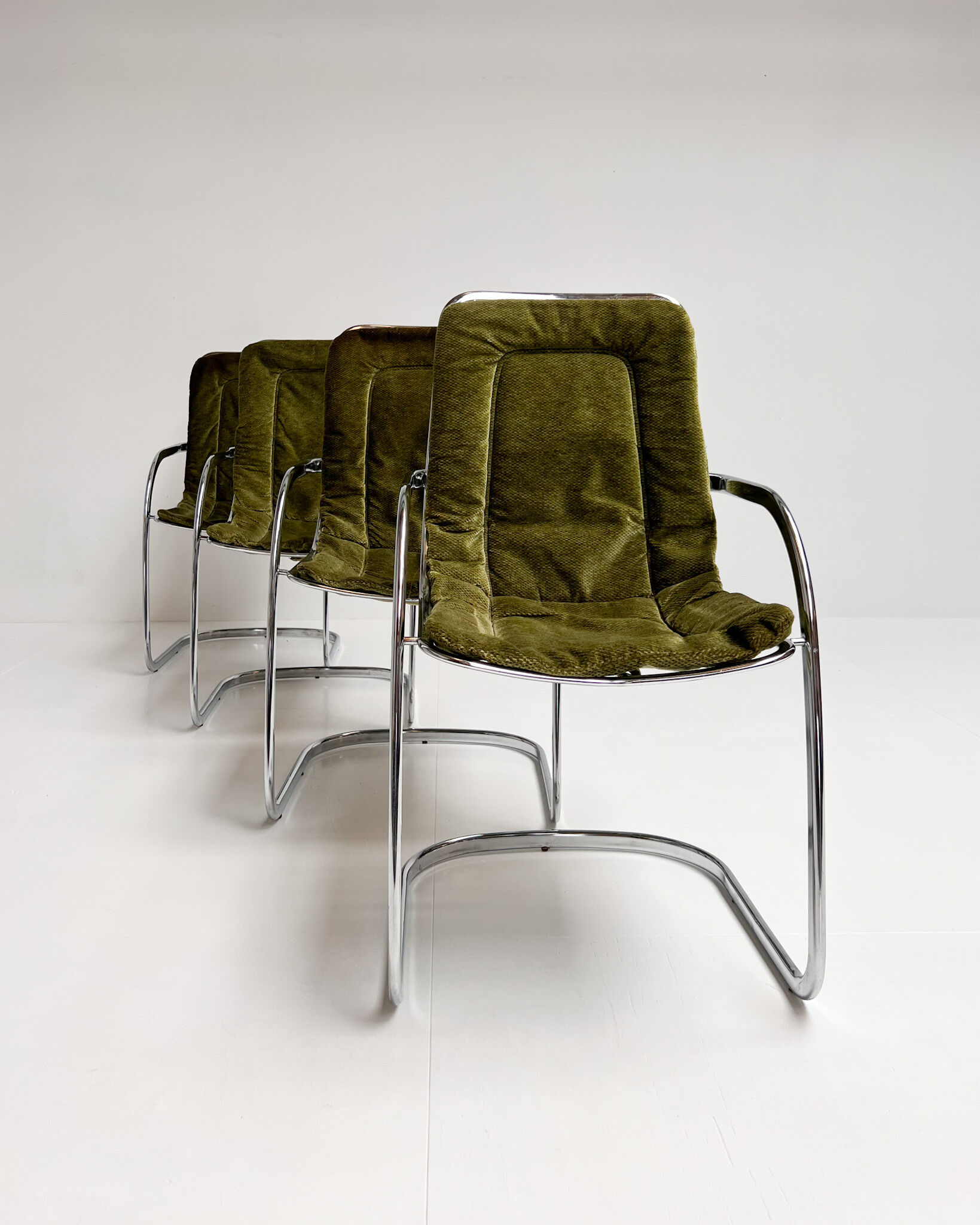 Set of 4 chrome wire chairs by Gastone Rinaldi for Rima, 1960s