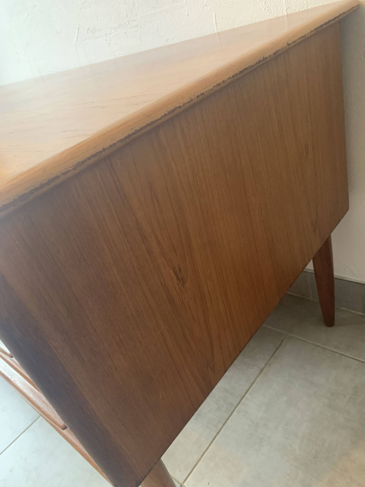 Bureau danois Falster en Teck par Svend Madsen, années 60