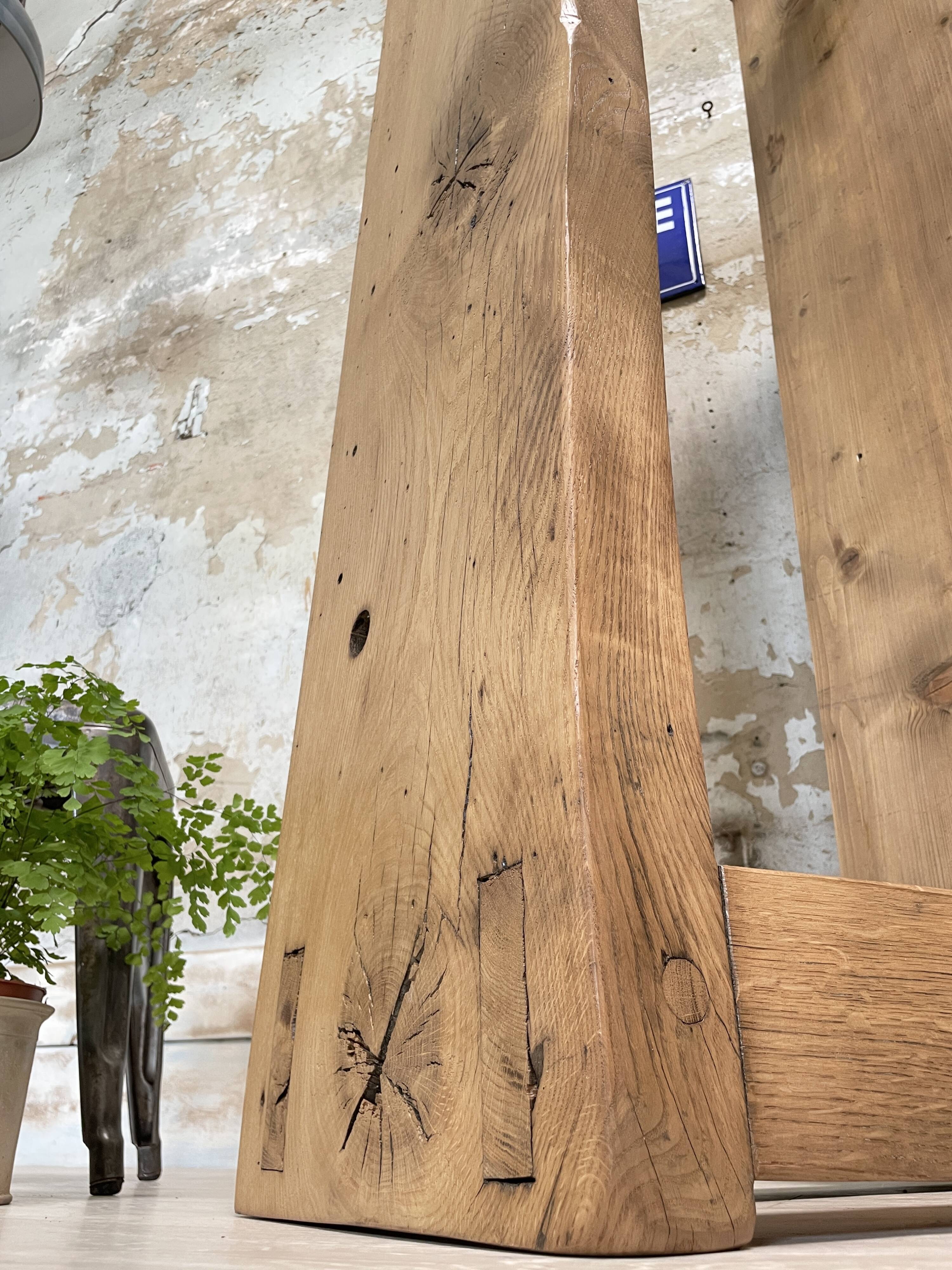 Workshop workbench in solid oak
