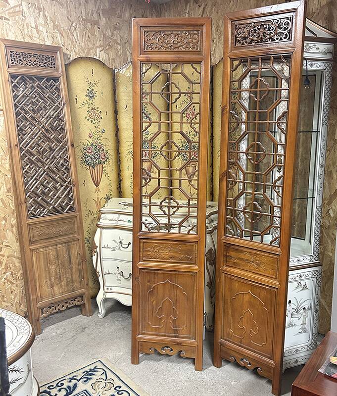 Set of 2 Vietnamese panels