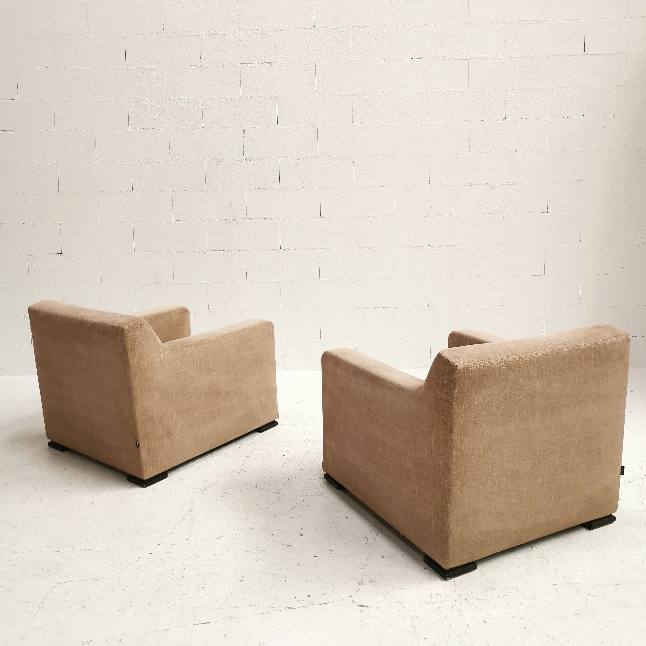 Paire de fauteuils contemporains, Ligne Roset