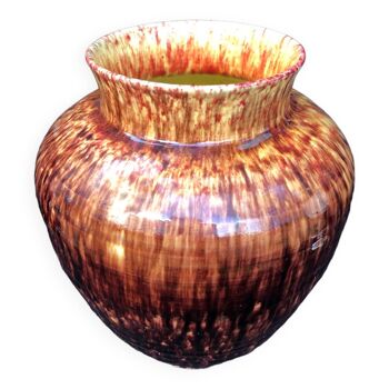 Accolay vase