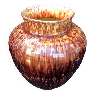 Accolay vase