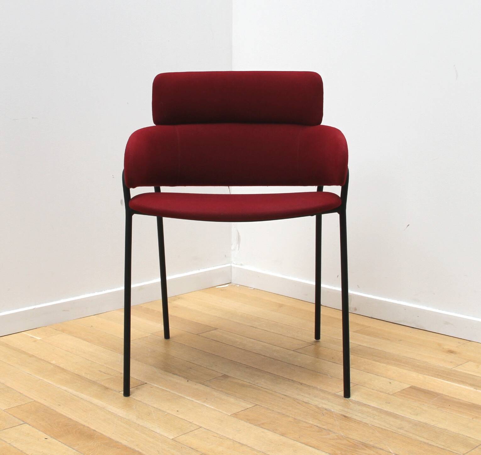 Chaise design "Strike chair", Armet