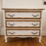 Chest of drawers curved feet
