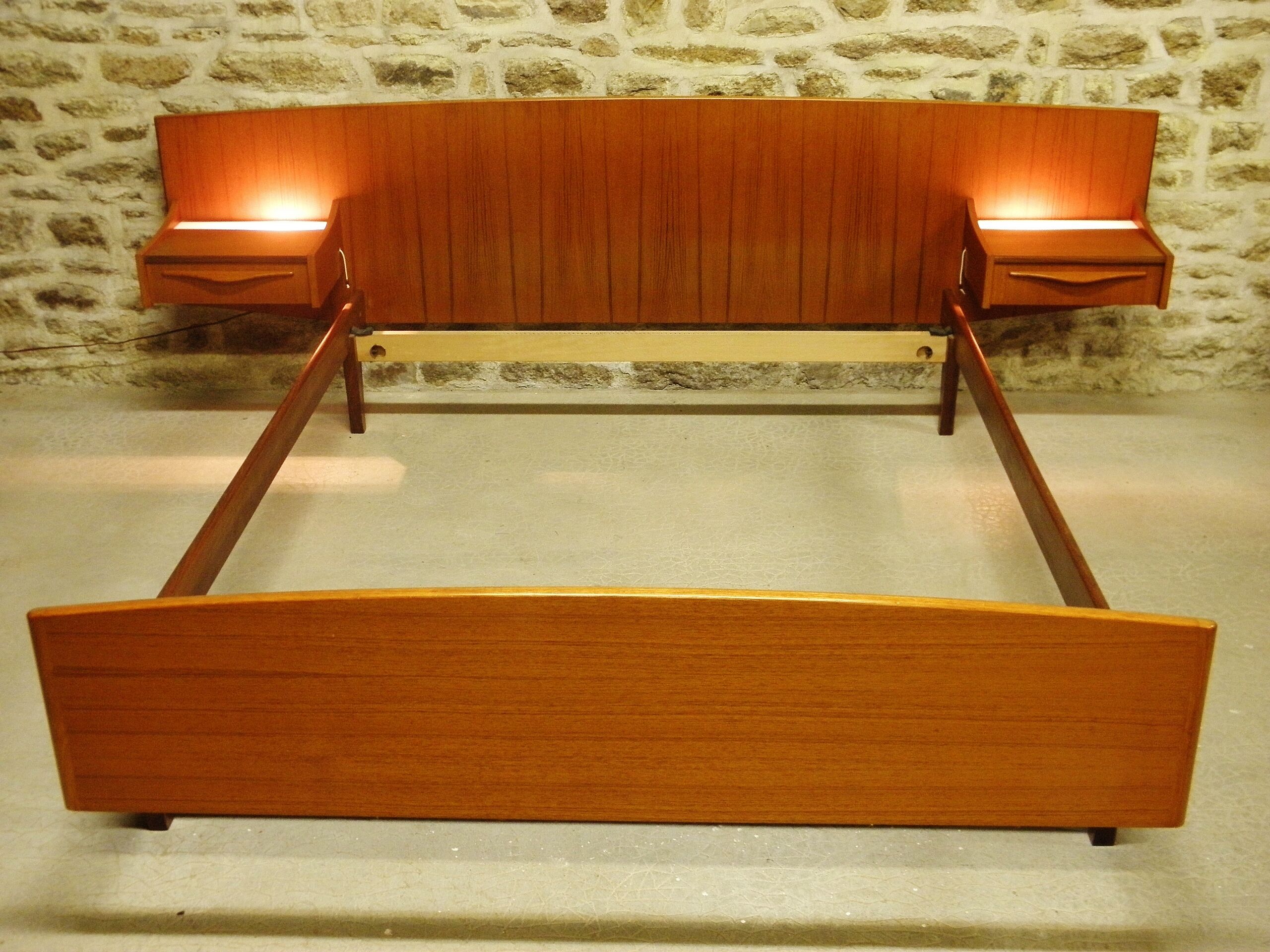 Teak scandinavian bed, 1970