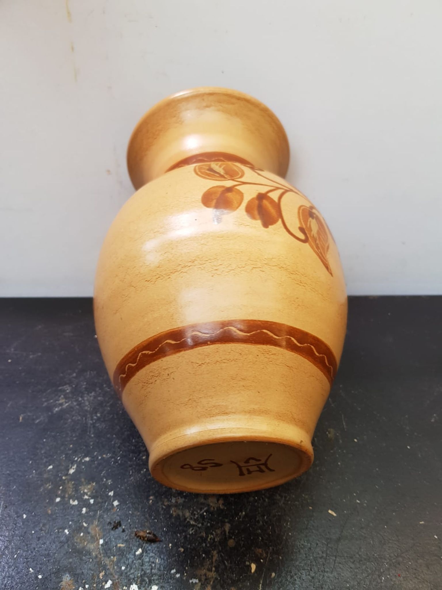 Vase céramique beige décor fleurs marron vintage