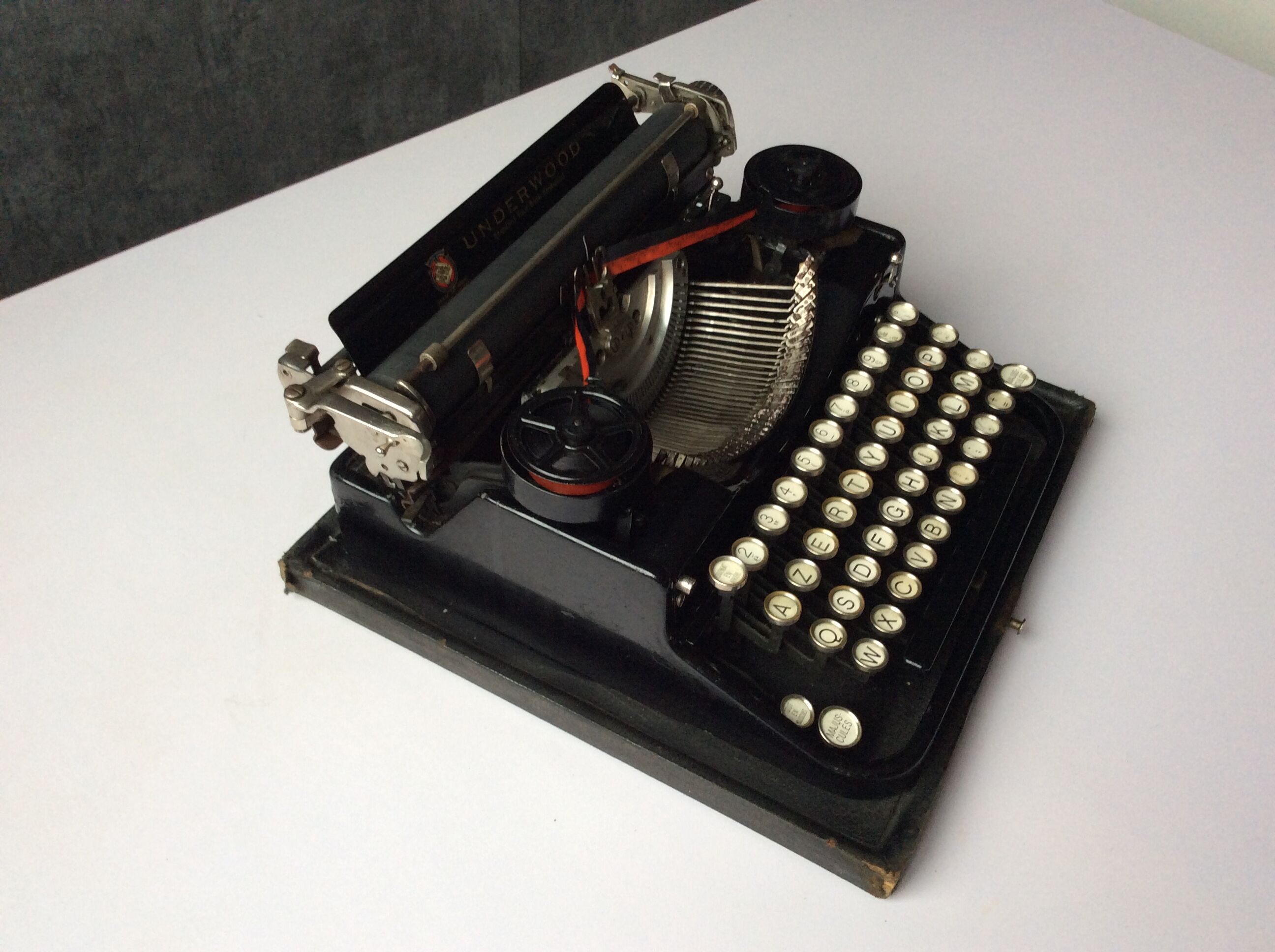 Old-typewriter Underwood portable