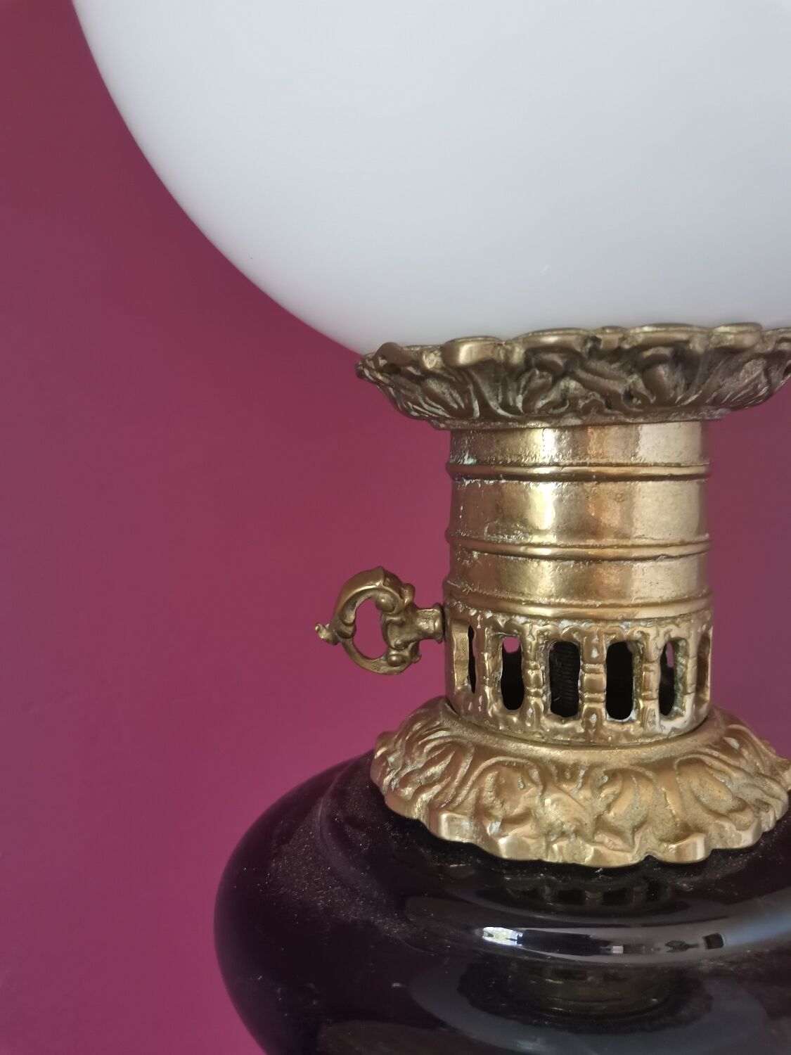Old kerosene lamp Napoleon III