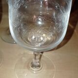 7 verres à vin dépareillés anciens