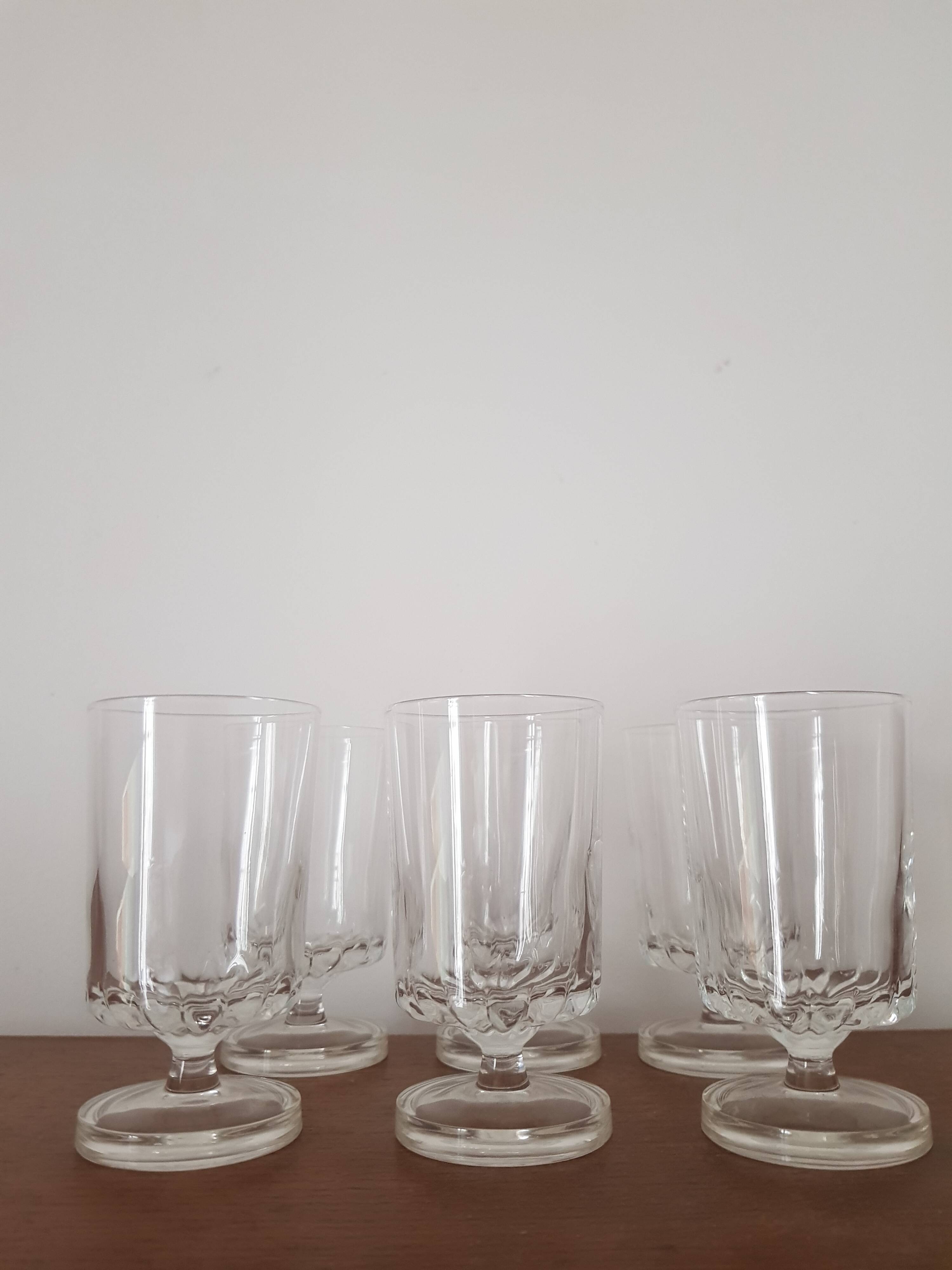 Set of 6 cavalier stemmed glasses