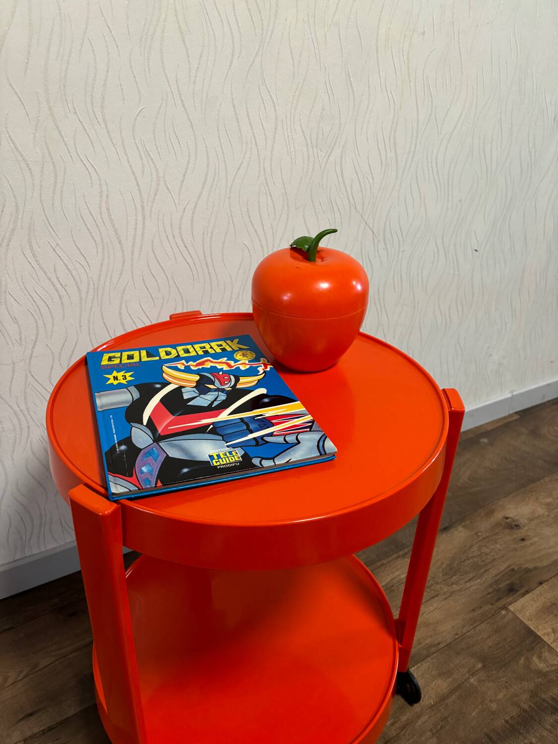 Desssert Prisunic orange - meuble d'appoint Prisunic - bout de canapé vintage -70s