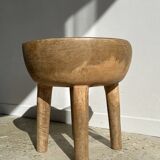 Quadripod chair with round seat and small back in natural monoxyl mango wood