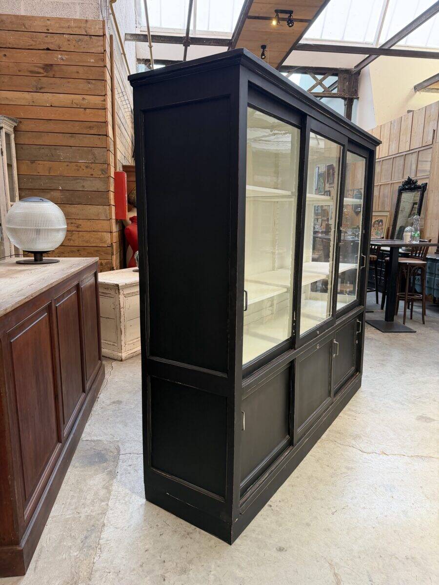 Old dispensary showcase