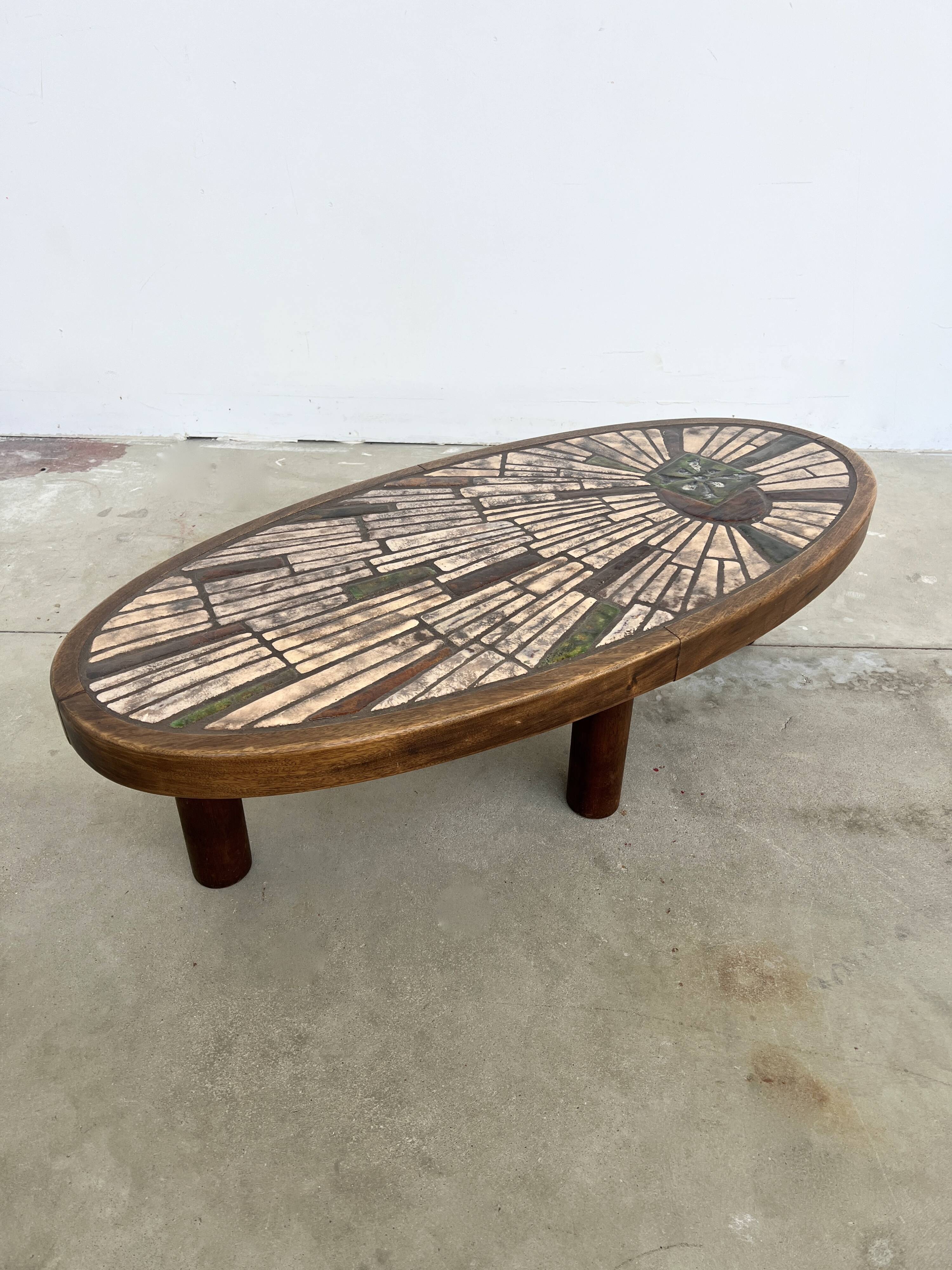 Vallauris oval ceramic coffee table
