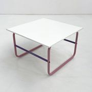 Tubular coffee table in pink and purple, 1980.