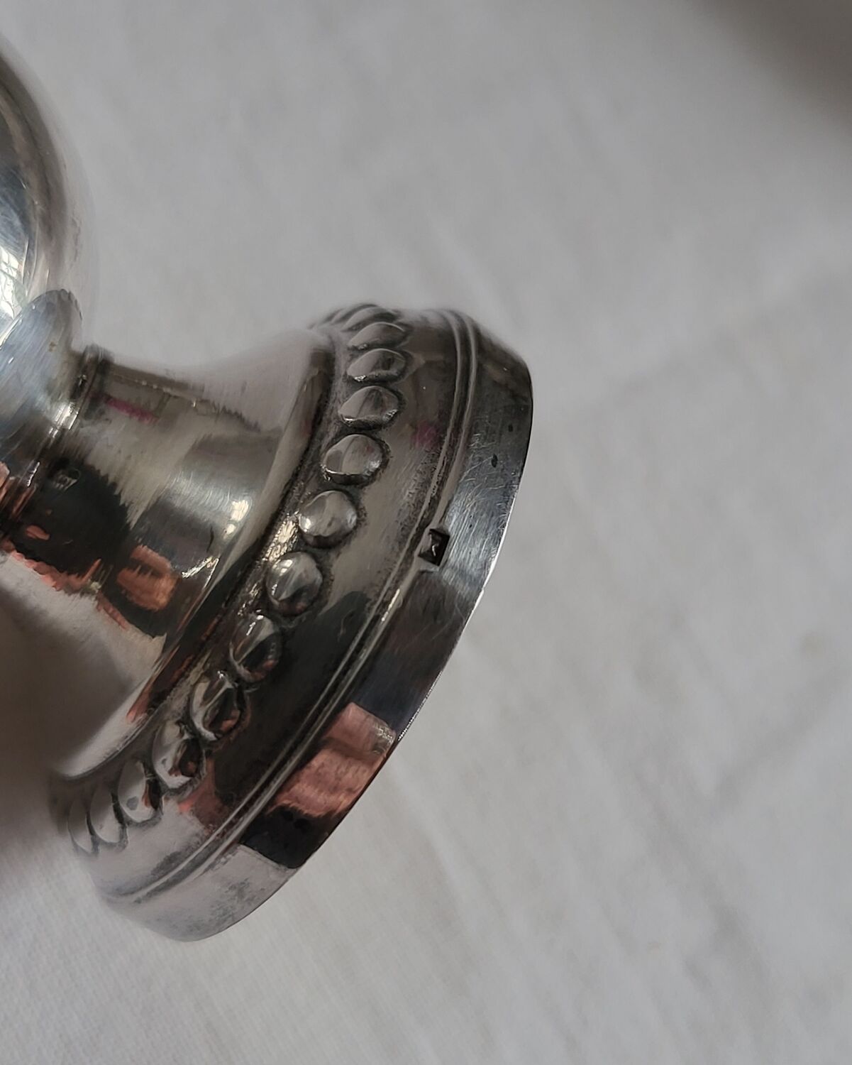 Salt and Pepper Shaker Set in Silver-Plated Metal
