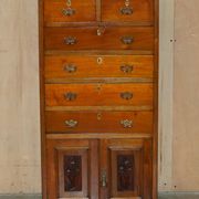 Commode haute victorienne en noyer avec galerie bronzée