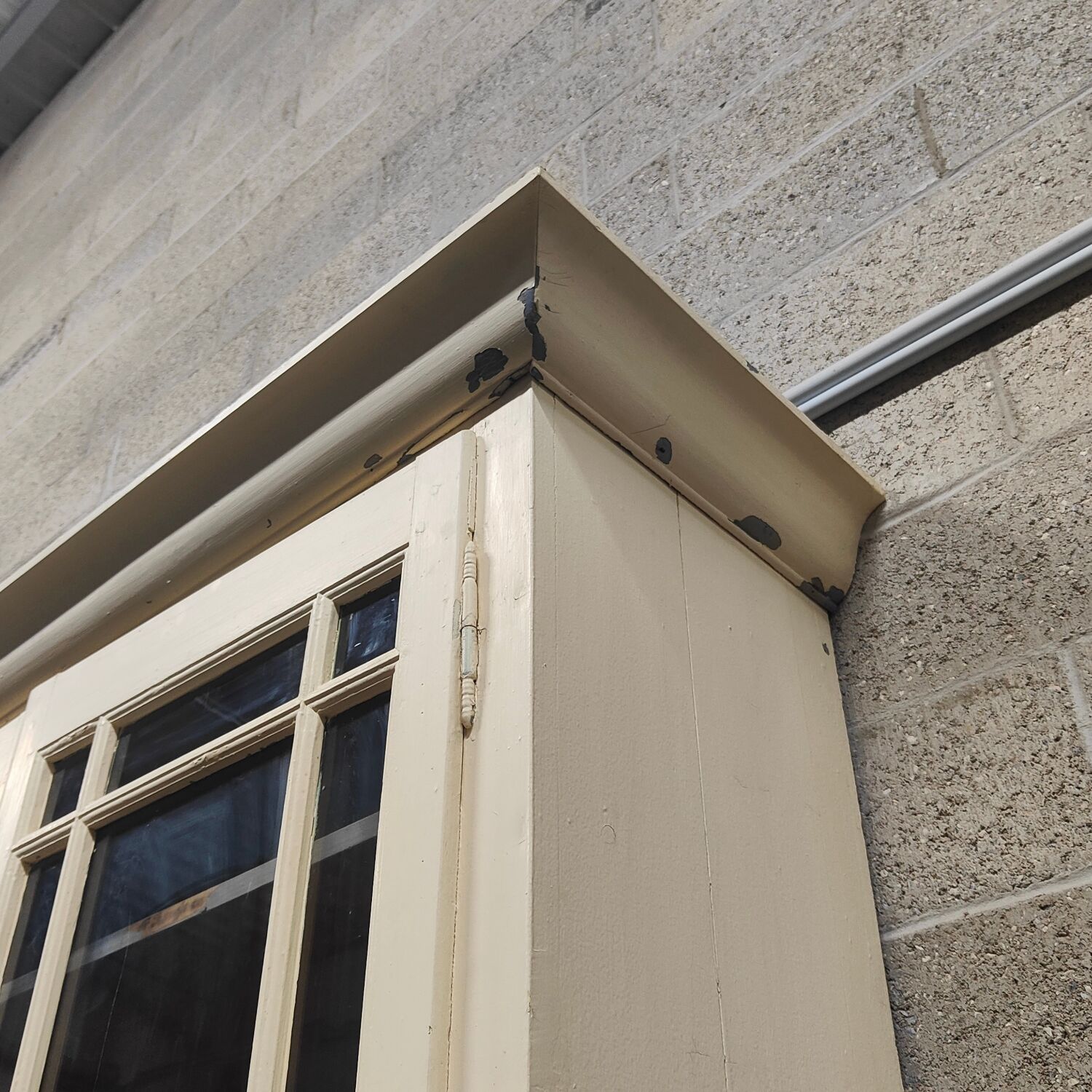 Old school library, white patinated two-body dresser, year 1888