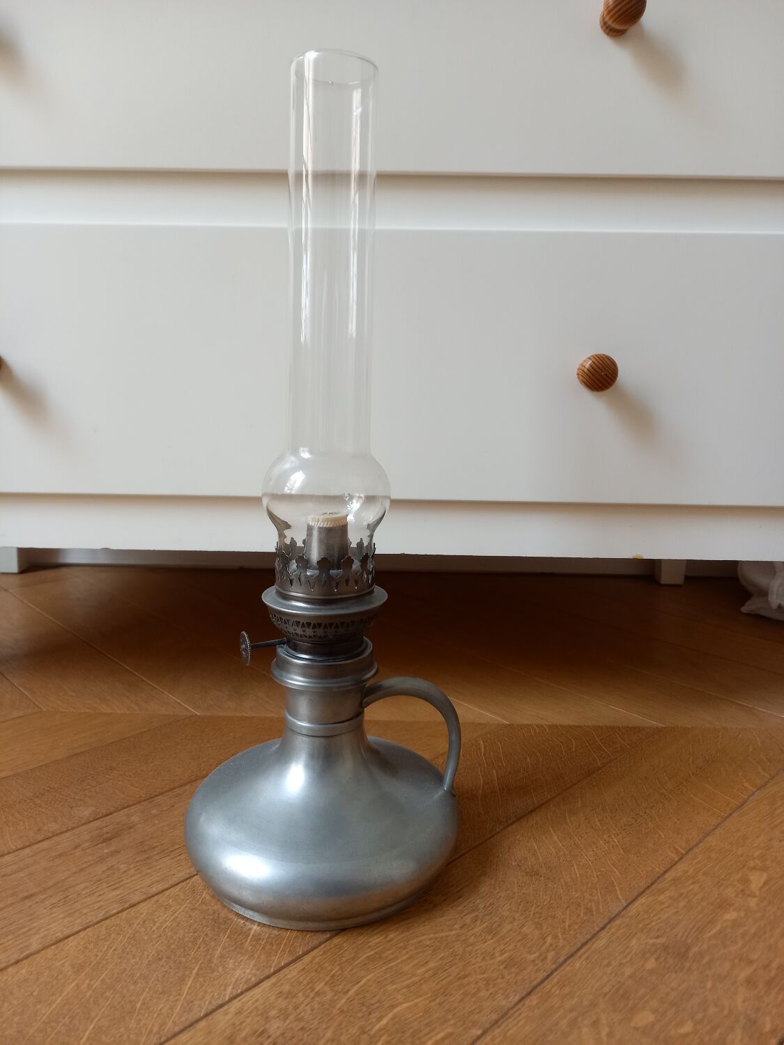Oil lamp