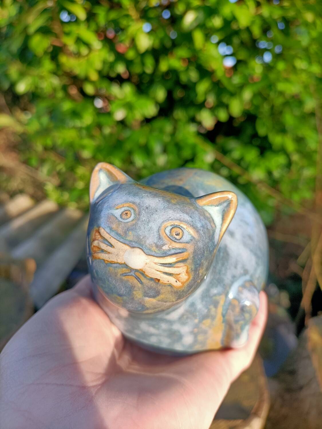 Ceramic cat