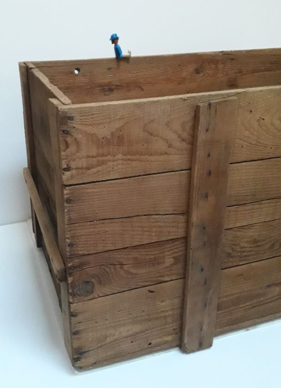 Transport box