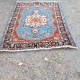Oriental wool rug entirely handmade