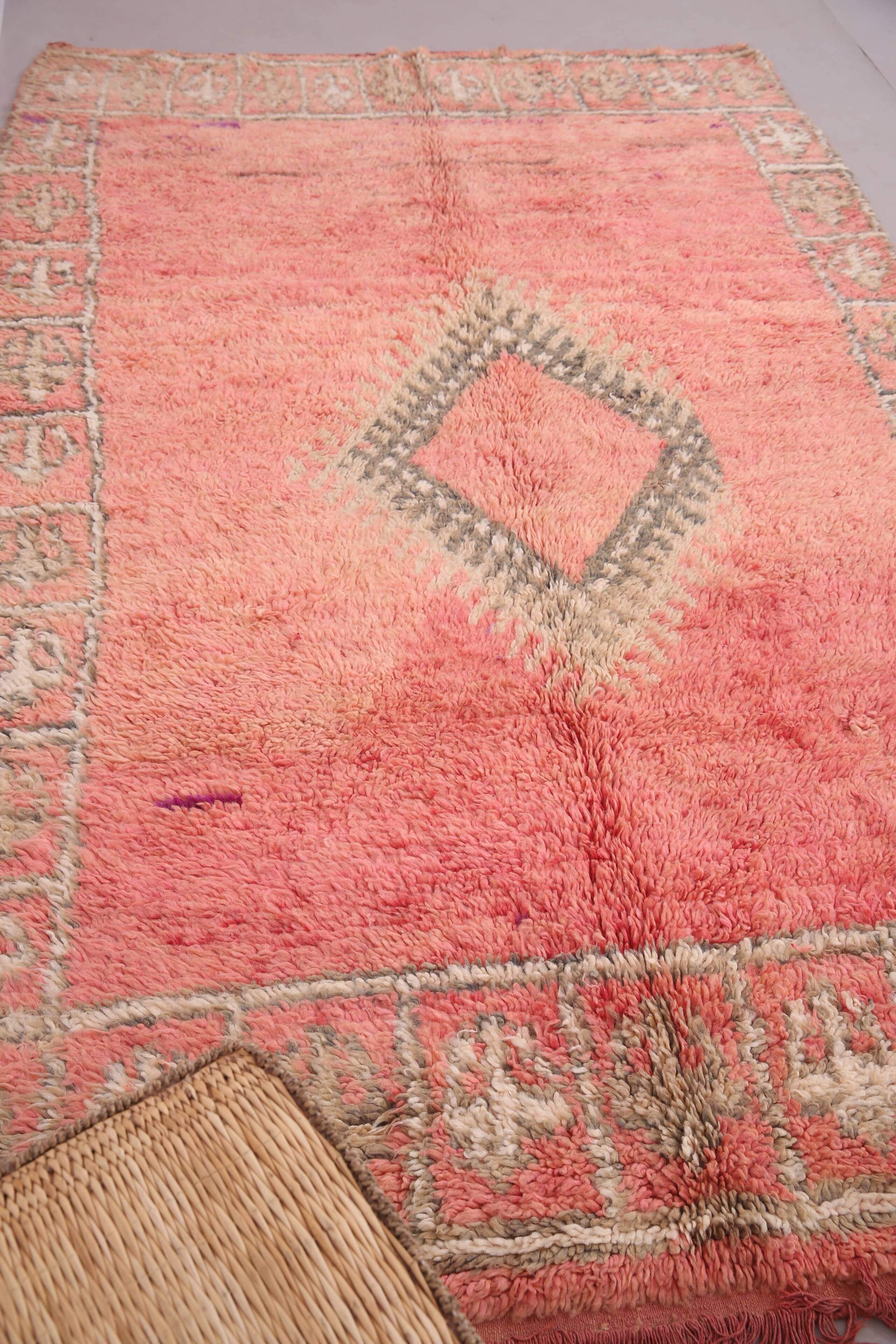 Peach Vintage Moroccan Rug 166 x 277 cm - Berber Wool Rug - Handmade Rug