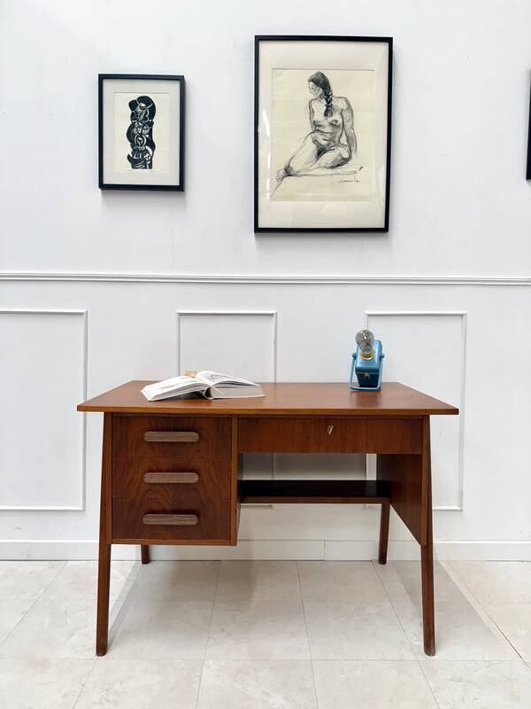 Bureau scandinave en teck