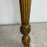 Bronze wall light, decorated with a bow and ribbon.