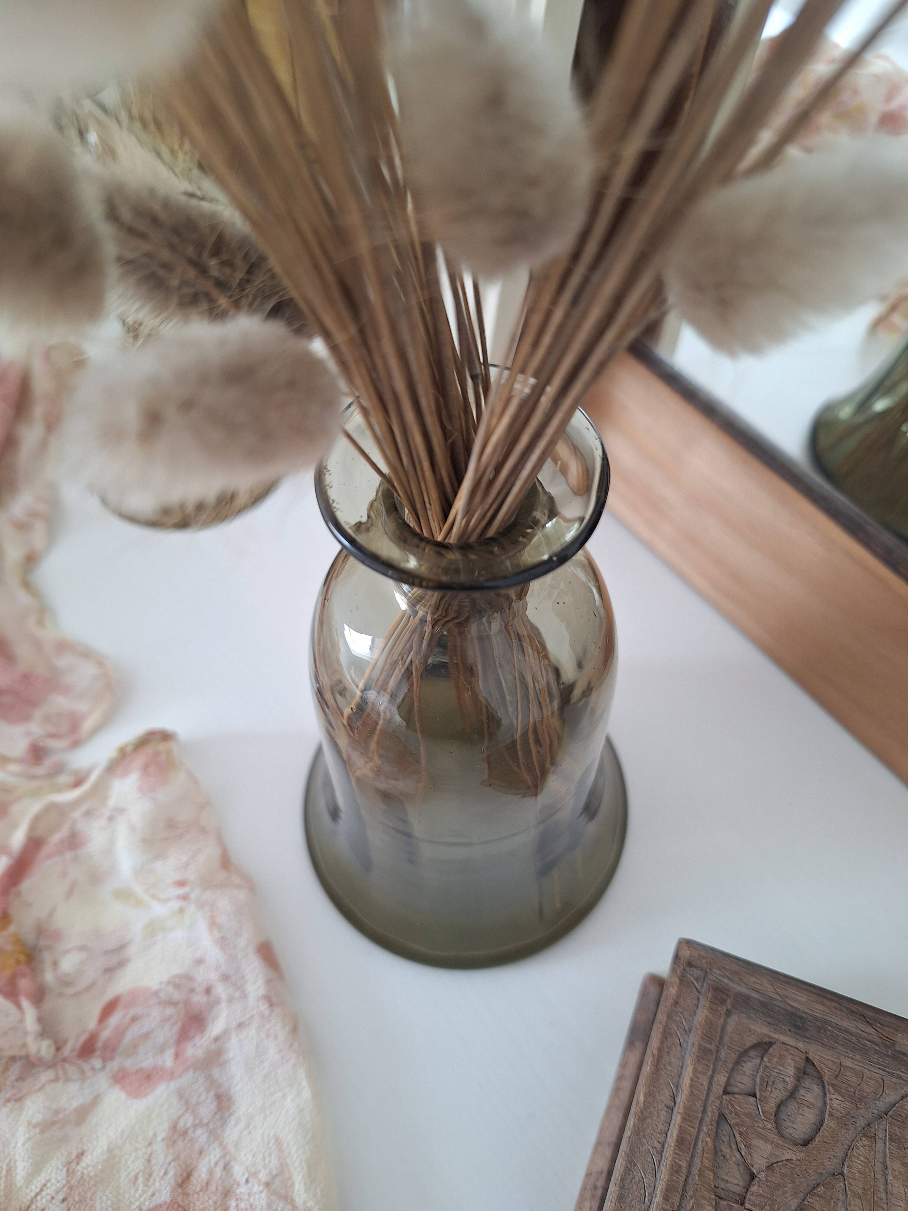 Khaki glass vase