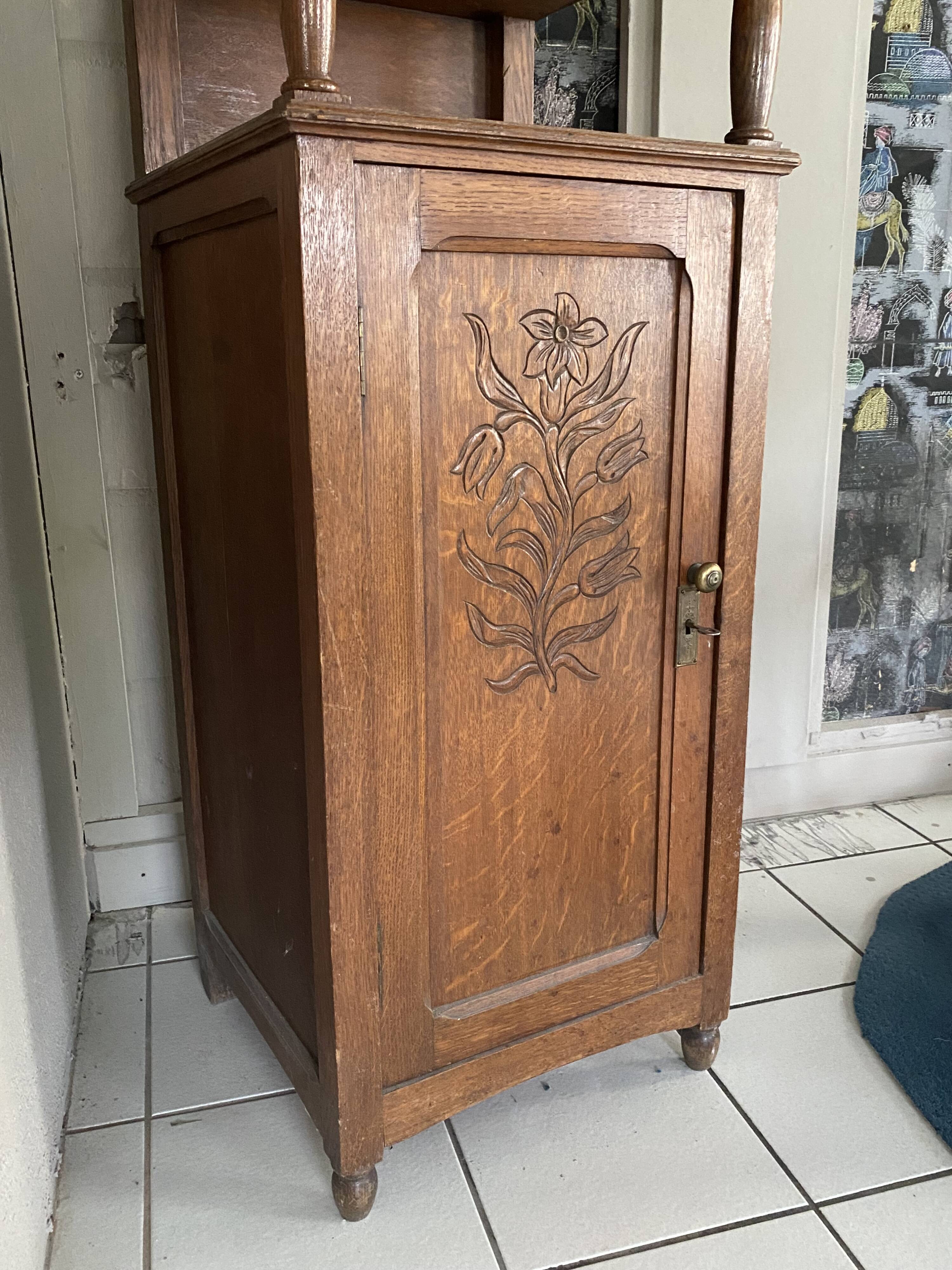 Armoire art deco /meuble d’entrée